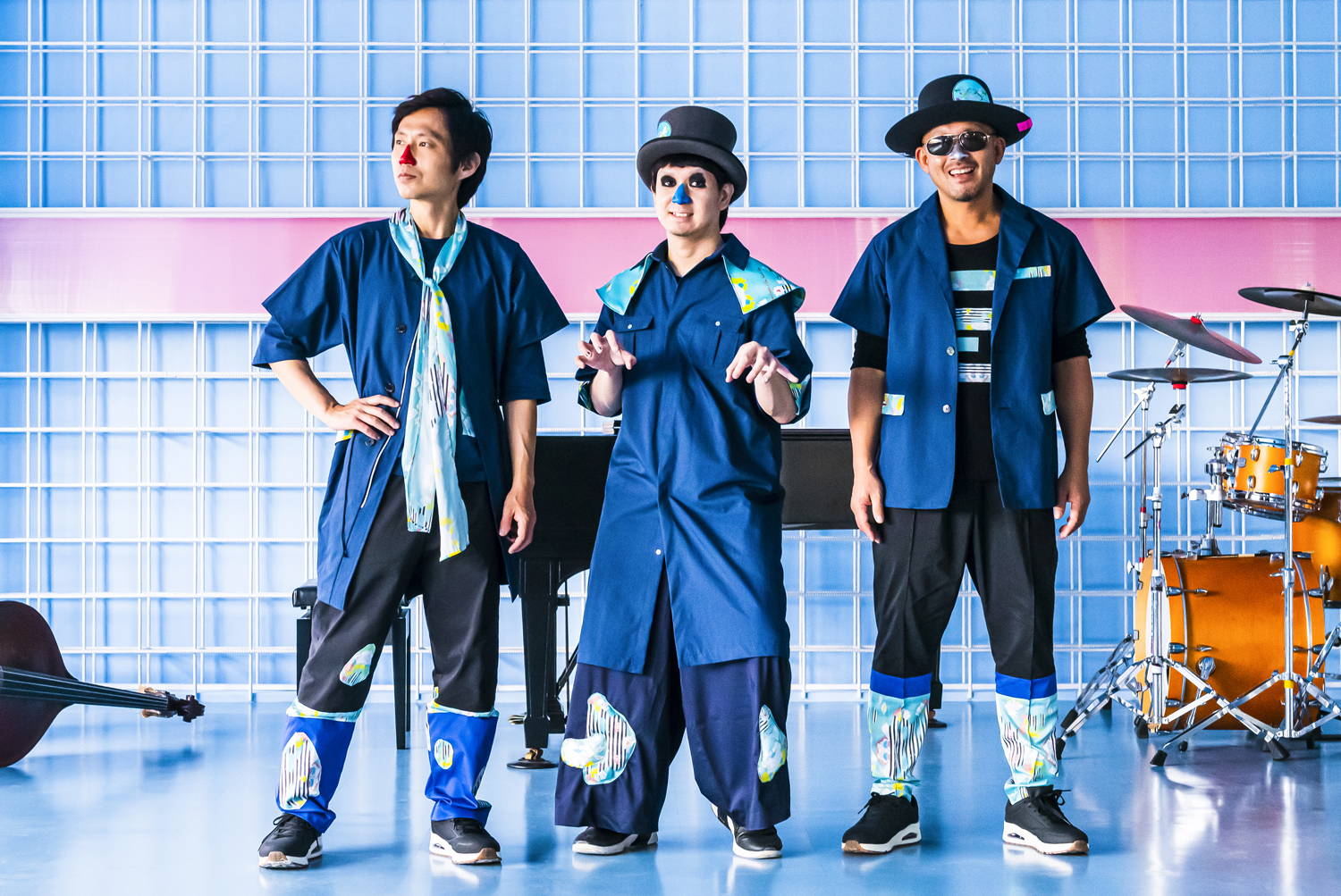 H ZETTRIO