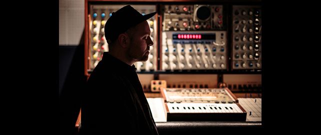 DJ SHADOW